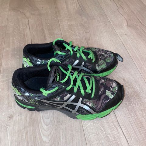 Asics joggesko