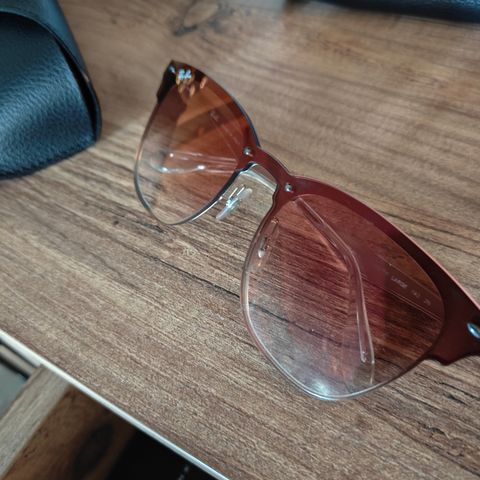 Ray ban blaze solbriller selges.