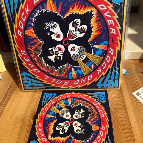 Kiss vinyl