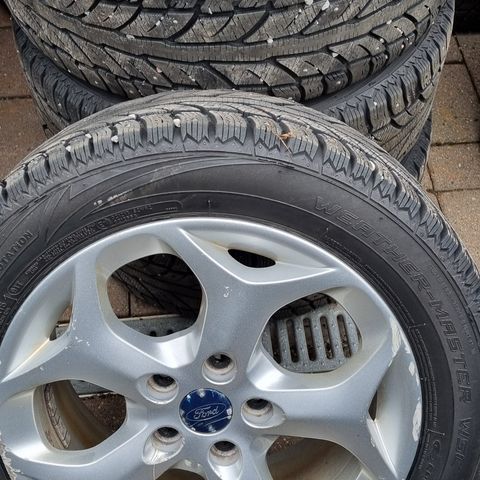 205/55R16 Originale Ford vinterhjul med pigg