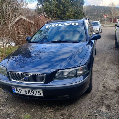 Volvo V70 selges som delebil