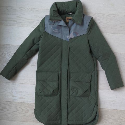 BRGN Sky Padden Coat Style Style No.: 15004. Kjøpt Ny i Butikk