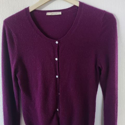 Cashmere cardigan, plommefarget