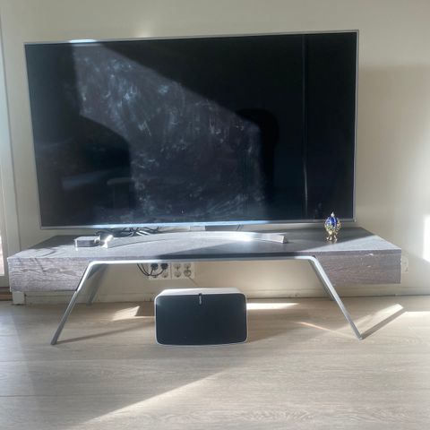 Tv bord fra ikea