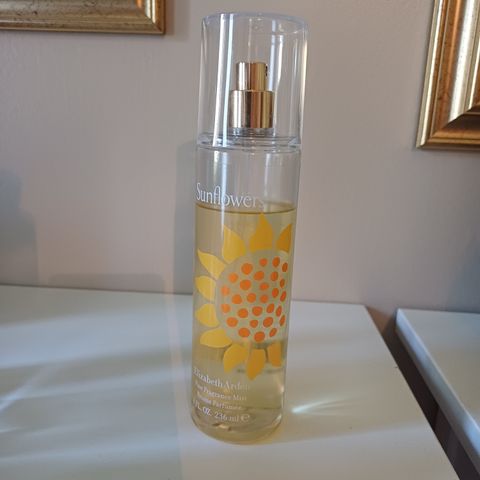 Elizabeth Arden Sunflowers