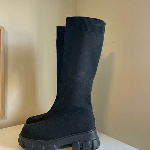 Bianco høye boots str 40