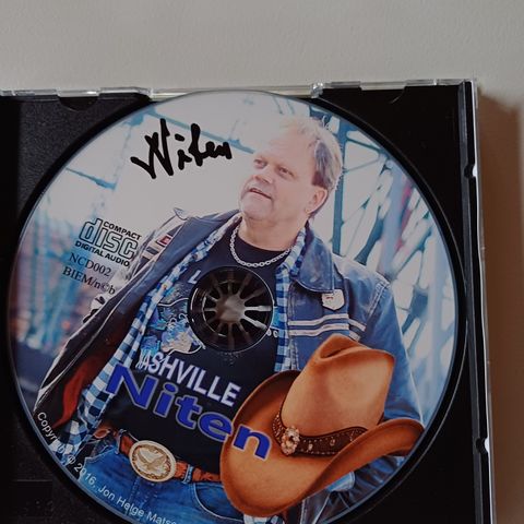 Niten - Signert uspillt CD - Countrymusikk