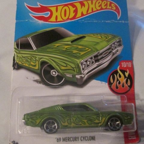 `69 MERCURY CYCLONE BOXED HOT WHEELS 1/64