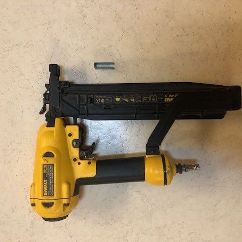 Dewalt krampepistol