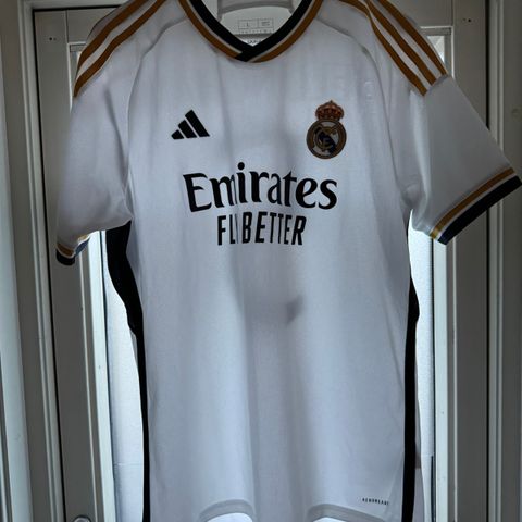 Real Madrid Bellingham drakt - Large