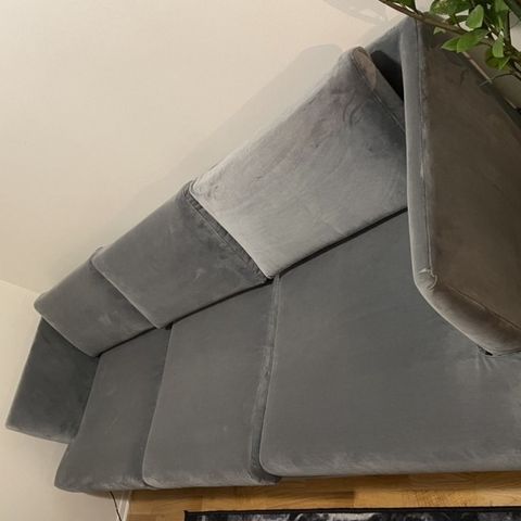 Velur sofa