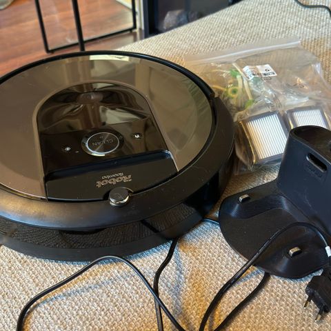 IRobot Roomba i7 med ekstra tilbehørspakke