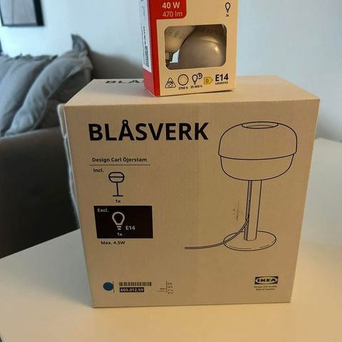 NY-bordlampe/med eller uten lyspære