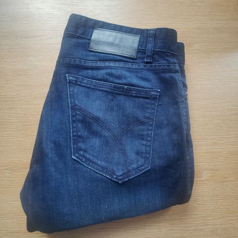 Calvin Klein Slim Jeans 30