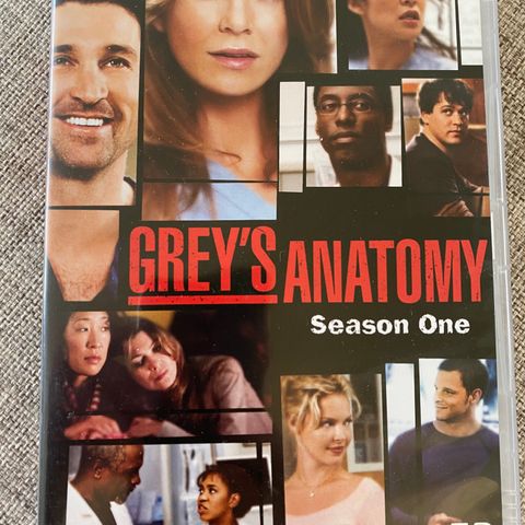 GREY´S ANATOMY SESONG 1 PÅ DVD, SELGES FOR 180,-.