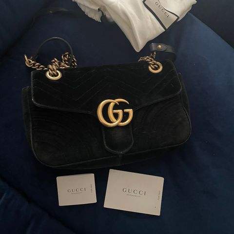 Gucci Marmont Velvet medium