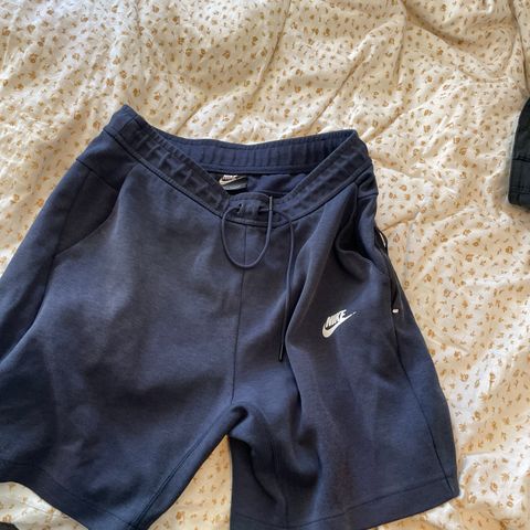 Nike tech shorts