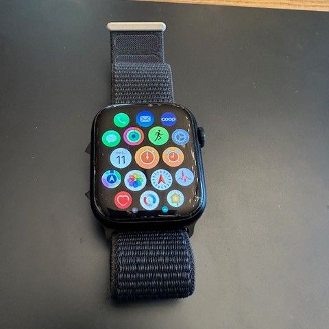 Apple Watch S9 45 mm GPS