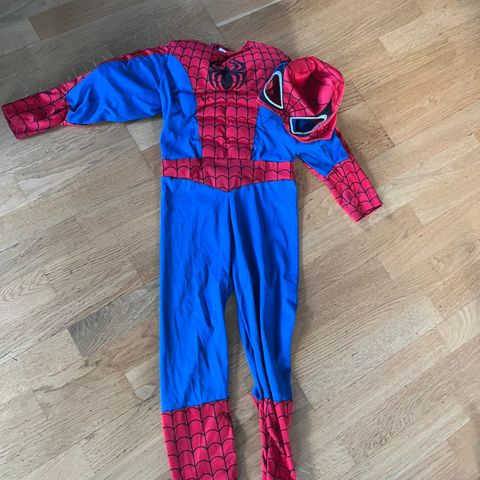 Spiderman kostyme 4-6år