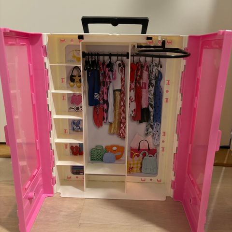 Barbie garderobe