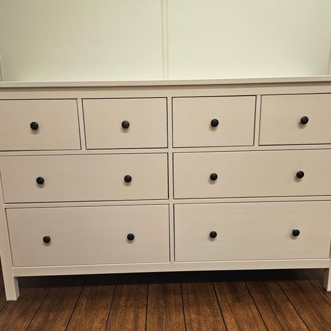 Neste ny hemnes kommode til salgs