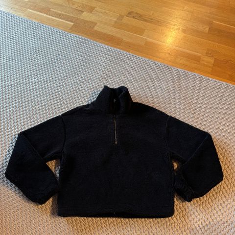 Stay half zip