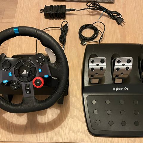 Ratt og pedaler Logitech G29