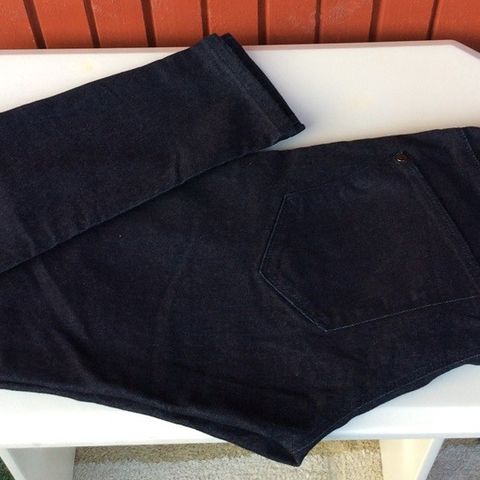 LINDBERGH JEANS  STR. 33/34 (ca. L ) SLIM FIT .