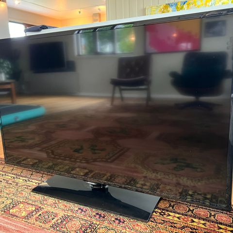 Samsung 46" LED TV