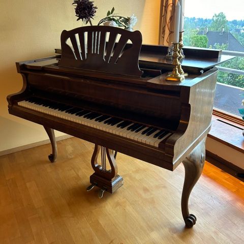 Niendorf Piano