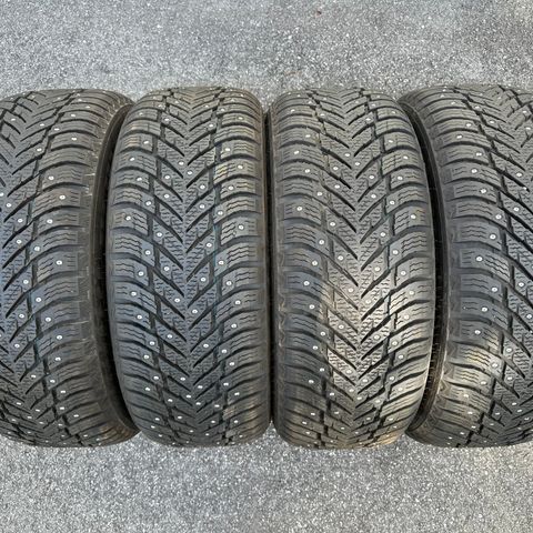 Piggdekk Nokian Hakkapeliitta 10 235/55 R18