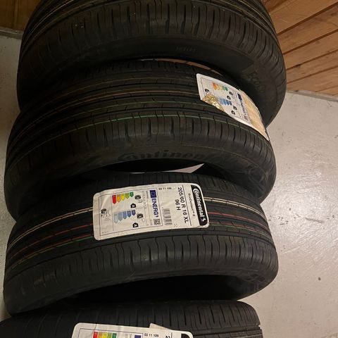 205/60R16    205/60/16