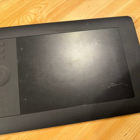 Wacom Intuos Touch 5