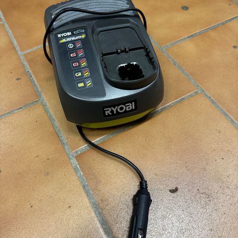 Ryobi 12V lader for 18V ONE+ batterier