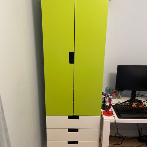 IKEA garderobe Småstad Platsa (lignende)