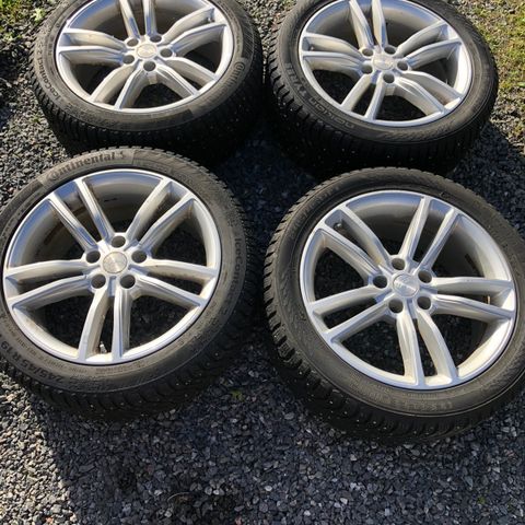 Vinterdekk til Tesla S  245/45R19