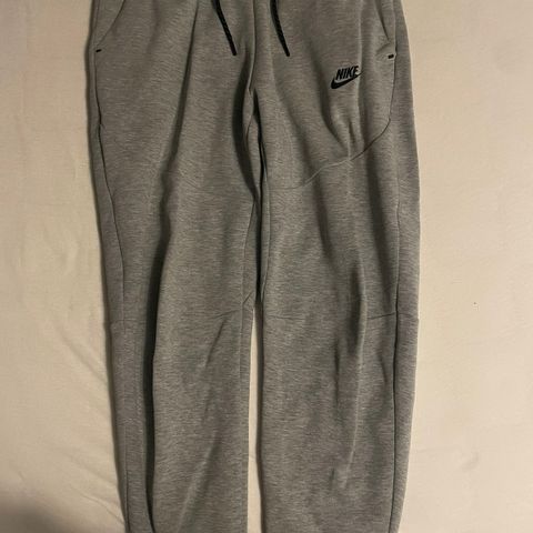 Nike  joggebukse str M