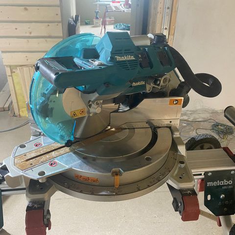 Makita Kapp og gjerde sag. DLS111. WUT02. METABO KSU 251.