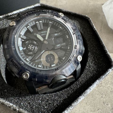 G-shock GA2000SKE