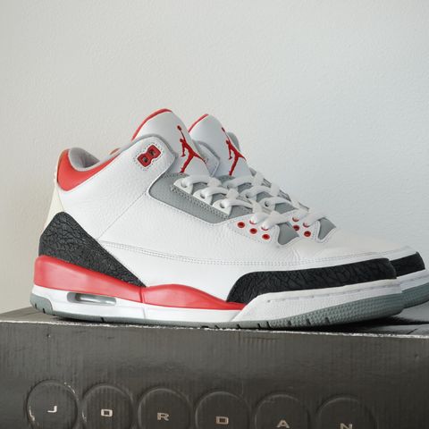 Air Jordan 3 "Fire Red" 2006