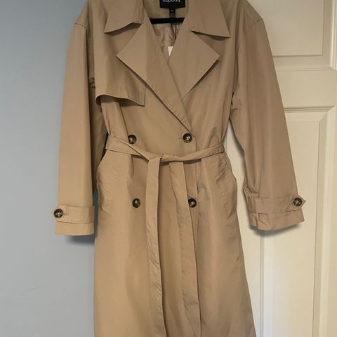 Trenchcoat fra b.young