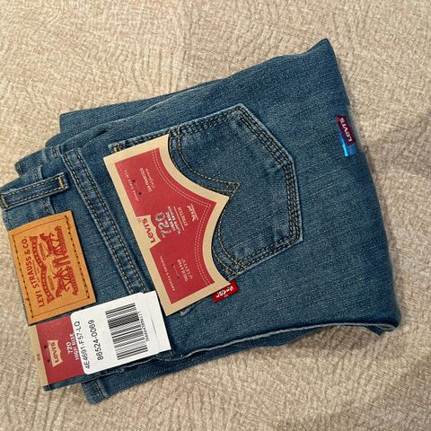 Nye Levis jeans 720 i str. 10A