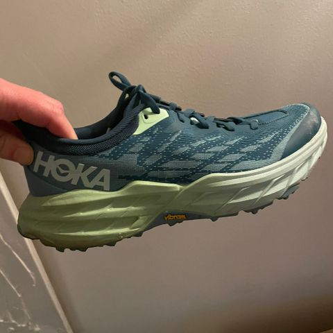 Hoka joggesko speedgoat 5, strl 41 1/3