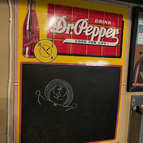 Dr Pepper, Krittavle