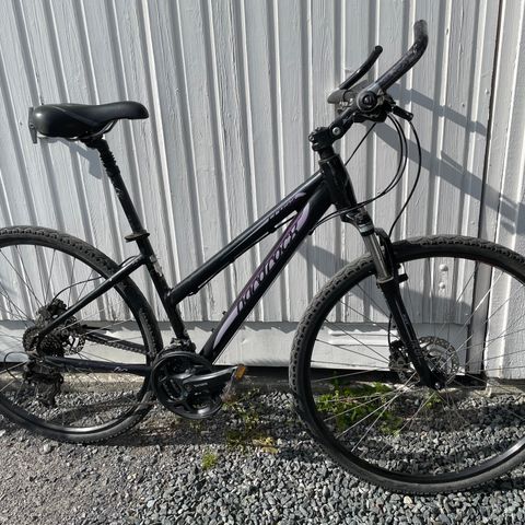 Hard Rocx Cross Machine C1