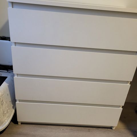 Kommode fra ikea