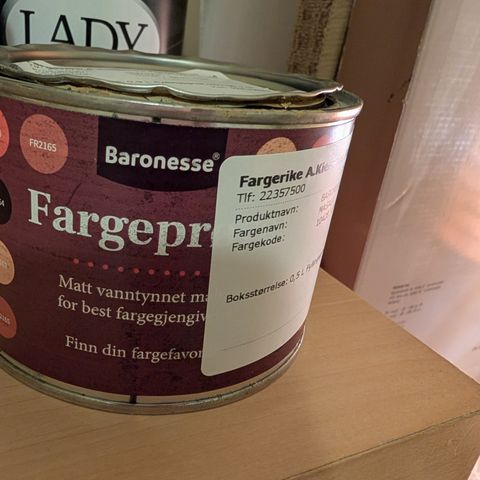 Fargeprøve gis bort