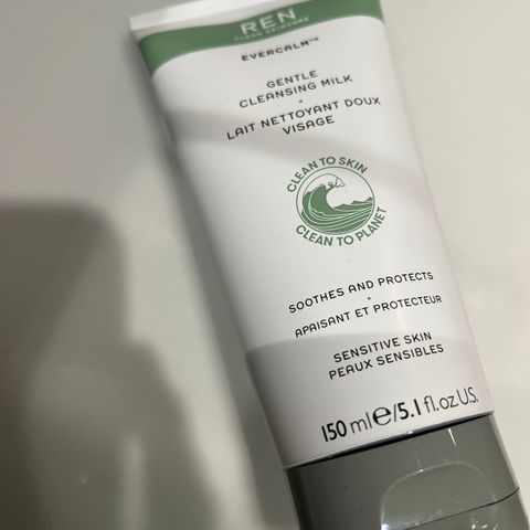 REN gentle cleansing milk 1 helt ny og 1 litt brukt