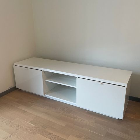 BYÅS TV-benk fra IKEA høyglans hvit, 160x42x45 cm