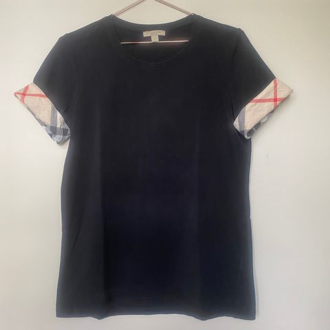 BURBERRY   T-SHORTE DAME